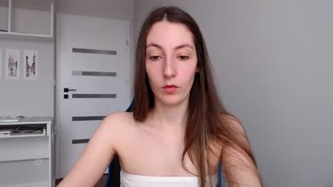Emma  online show from May 31, 2026, 9:38 am
