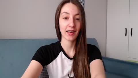 Emma  online show from June 11, 2026, 7:50 am