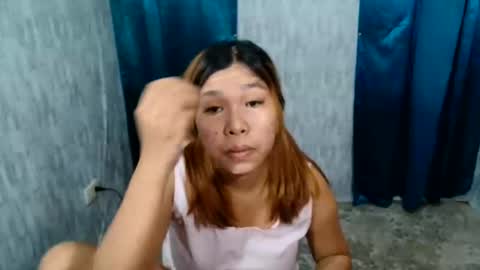 Snapshot of sweethoney_abbey chatting on June 2, 2026, 12:45 am sweethoney_abbey online show from June 2, 2026, 12:45 am