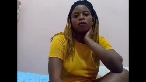 sweetib1 online show from March 23, 2026, 7:01 am