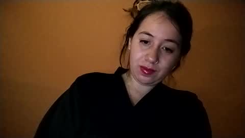 Ana Mara  i cant Make noise My family is here  online show from April 20, 2026, 5:32 am