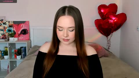 Snapshot of sweetie_candy_ chatting on June 5, 2026, 2:23 pm Hannah online show from June 5, 2026, 2:23 pm