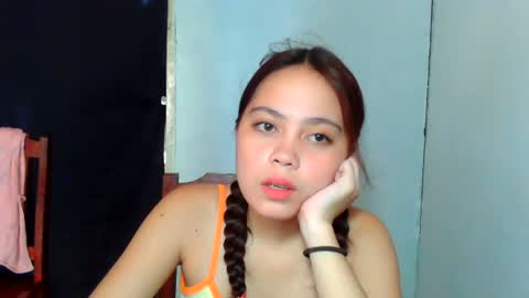 sweetie_jhash online show from June 15, 2026, 6:48 am