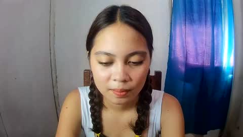 sweetie_jhash online show from July 3, 2026, 7:04 am