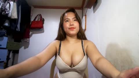 Your GoodGirlSweet trish online show from July 16, 2026, 1:28 pm