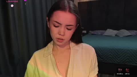 sweetieee_kira online show from May 23, 2026, 3:12 am