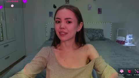 sweetieee_kira online show from June 13, 2026, 4:21 am
