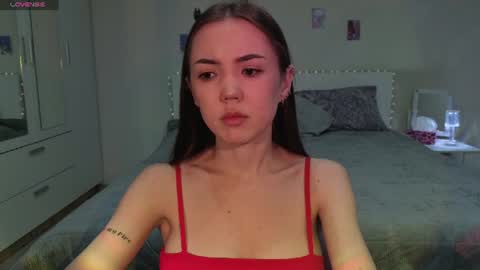 sweetieee_kira online show from June 20, 2026, 3:20 am