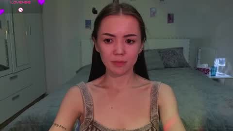 sweetieee_kira online show from June 26, 2026, 3:27 pm
