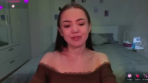 sweetieee_kira online show from June 29, 2026, 1:22 pm