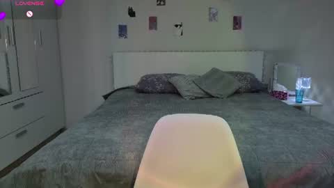 sweetieee_kira online show from July 11, 2026, 3:20 am