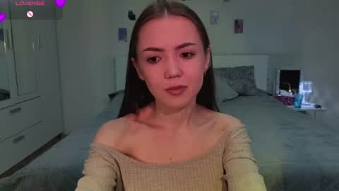sweetieee_kira online show from July 23, 2026, 3:26 am