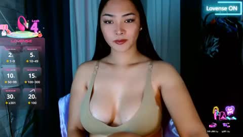 sweetiefox1 online show from June 16, 2026, 12:24 am