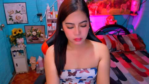 Nicole online show from December 17, 2024, 9:07 am