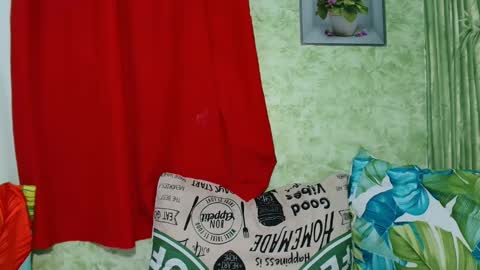 sweetiestkylie online show from February 5, 2025, 11:44 am