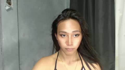Snapshot of sweetiie_caren chatting on March 4, 2025, 2:17 am CAREN online show from March 4, 2025, 2:17 am
