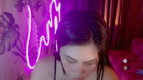 Snapshot of sweetjynn1995 chatting on April 16, 2026, 6:14 am Sweet Jynn95 online show from April 16, 2026, 6:14 am