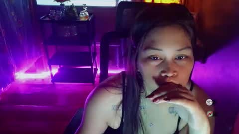 Snapshot of sweetjynn1995 chatting on May 13, 2026, 3:37 am Sweet Jynn95 online show from May 13, 2026, 3:37 am