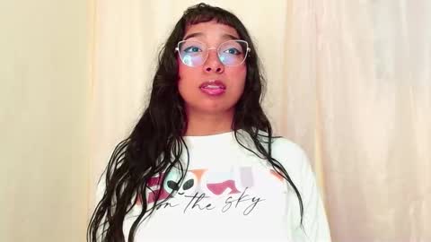 Snapshot of sweetkairi chatting on November 9, 2025, 3:49 am mishel online show from November 9, 2025, 3:49 am