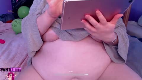 Snapshot of sweetkiitty3 chatting on April 7, 2026, 1:55 pm Jazzy online show from April 7, 2026, 1:55 pm