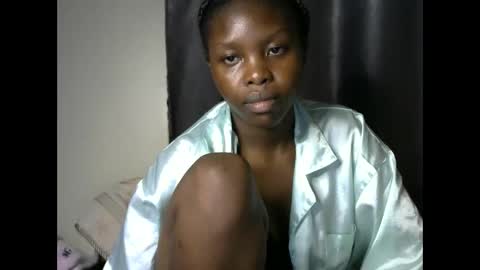 sweetkirrie online show from June 4, 2026, 9:54 pm