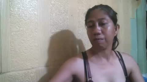 Snapshot of sweetkriss4u chatting on May 2, 2026, 2:33 pm Chris online show from May 2, 2026, 2:33 pm