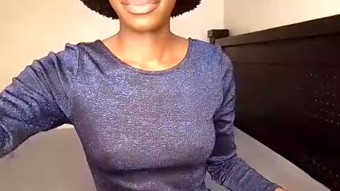 Sweet Lisa online show from December 9, 2024, 3:54 pm