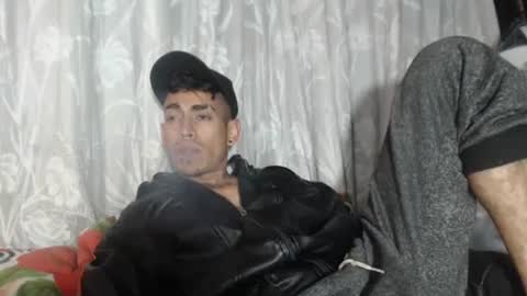 Snapshot of sweetlatinakim chatting on February 28, 2025, 9:58 am Camilo online show from February 28, 2025, 9:58 am