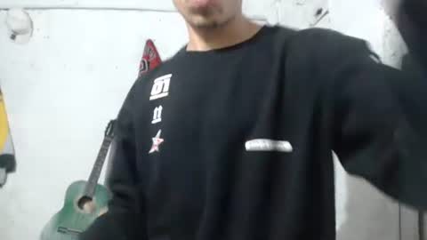 Snapshot of sweetlatinakim chatting on February 11, 2026, 2:49 am Camilo online show from February 11, 2026, 2:49 am