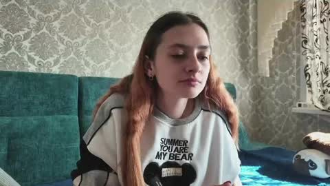 sweetliaison online show from April 22, 2026, 6:16 am