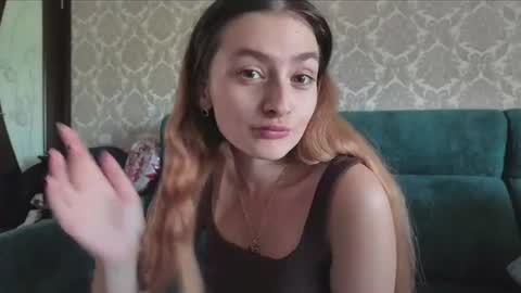 sweetliaison online show from July 16, 2026, 1:06 pm
