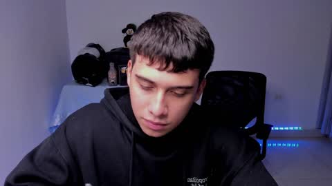 Lian online show from December 11, 2024, 10:03 am