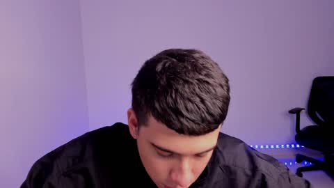 Lian online show from January 13, 2025, 5:23 am