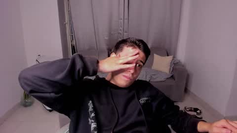 Lian online show from February 21, 2025, 4:29 am