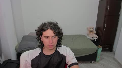 Snapshot of sweetlian_04 chatting on March 13, 2026, 1:12 am Lian online show from March 13, 2026, 1:12 am