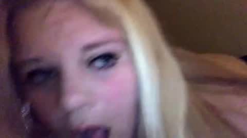 Snapshot of sweetlisa92 chatting on January 1, 2025, 12:00 am Lisa online show from January 1, 2025, 12:00 am