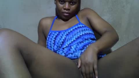 sweetlove982903 online show from July 7, 2026, 8:29 am