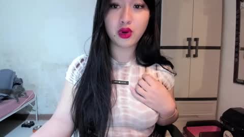 Zoe online show from February 23, 2025, 9:48 pm