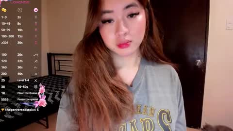 Zoe online show from May 9, 2026, 3:34 am