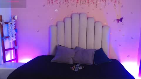 Sweetlu online show from October 4, 2025, 7:12 pm