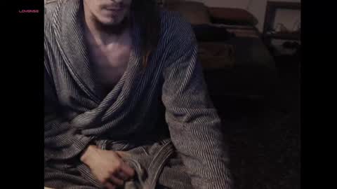 Snapshot of sweetlululove chatting on December 8, 2024, 6:39 pm akiles online show from December 8, 2024, 6:39 pm