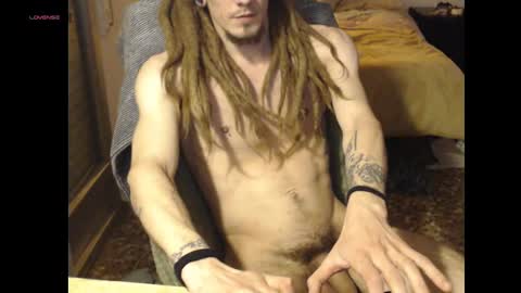 Snapshot of sweetlululove chatting on February 12, 2025, 7:35 pm akiles online show from February 12, 2025, 7:35 pm