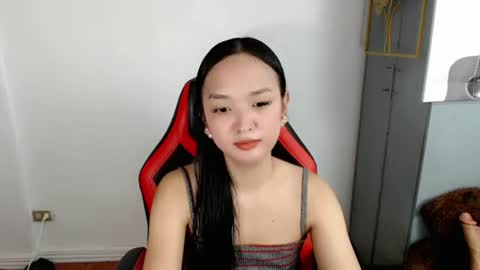 lilcherry online show from July 20, 2026, 5:44 am