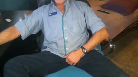 Snapshot of sweetman4a chatting on May 7, 2026, 3:28 pm Michael online show from May 7, 2026, 3:28 pm