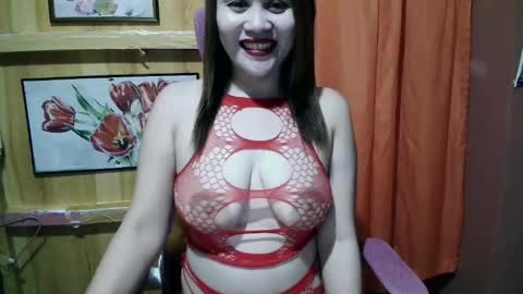 sweet maria online show from November 15, 2025, 10:37 pm