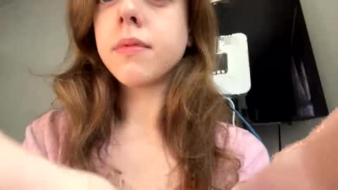 Snapshot of sweetmarie223 chatting on April 11, 2026, 1:26 pm sweetmarie223 online show from April 11, 2026, 1:26 pm