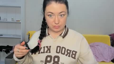 sweetmarylove online show from October 5, 2025, 10:13 am