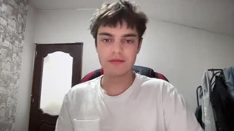 sweetmaxyy online show from May 30, 2026, 6:43 am