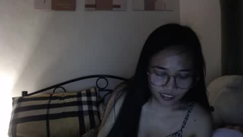 Snapshot of sweetmeeoowe_69 chatting on March 18, 2026, 7:17 pm sweetmeeoowe_69 online show from March 18, 2026, 7:17 pm