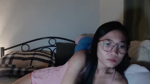 Snapshot of sweetmeeoowe_69 chatting on March 22, 2026, 7:28 pm sweetmeeoowe_69 online show from March 22, 2026, 7:28 pm